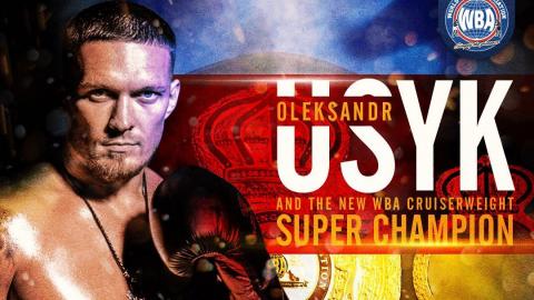 Усик признан лучшим боксером июля по версии WBA