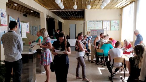 Посольство США засудило "вибори" в Криму