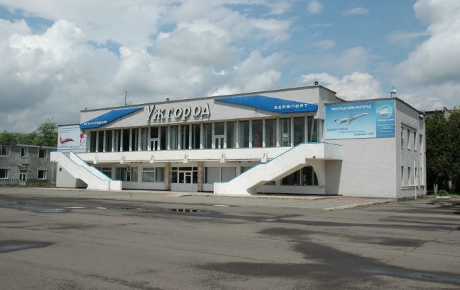 Украина и Словакия осенью подпишут соглашение по аэропорту в Ужгороде