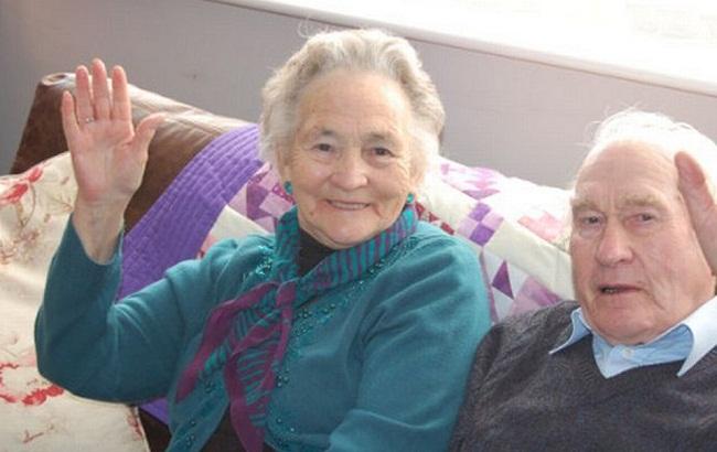 Британське подружжя прожили 70 років у шлюбі і померли в один день