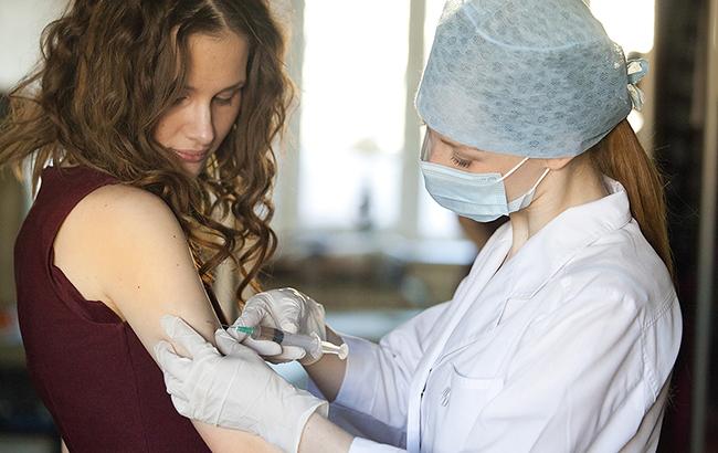 Одним уколом меньше: Украина пока не обеспечена вакцинами от гриппа