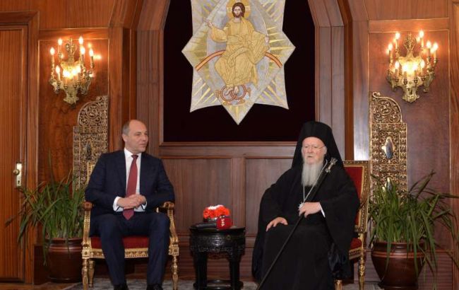 Парубий обсудил с Вселенским Патриархом создания в Украине единой поместной церкви