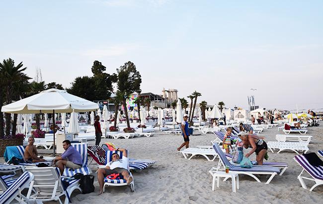 Прокуратура повернула Одесі частину пляжу "Ібіца" - у мерії хочуть залишити його під громадський пляж