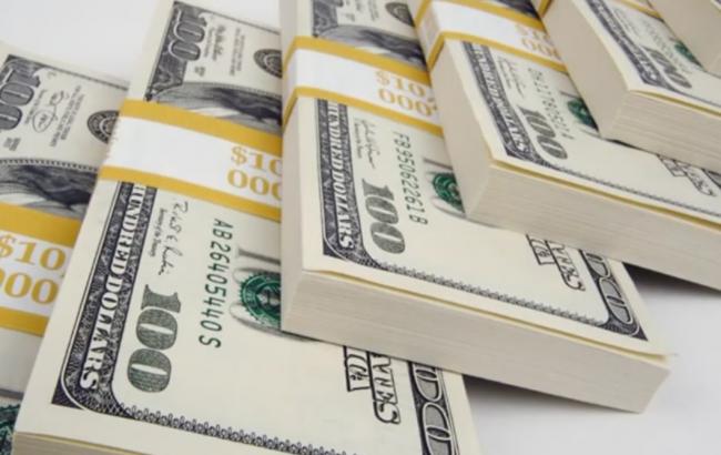 Курс долара в обмінниках у продажу впав до 23,37 грн/дол