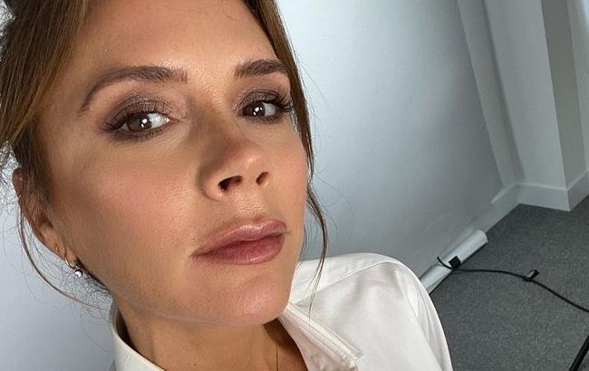 Ягідка завжди: 45-річна Вікторія Бекхем розкрила секрет молодості своєї шкіри