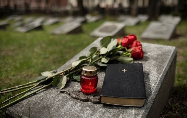 Родительские субботы в 2025 году: даты и как правильно поминать усопших