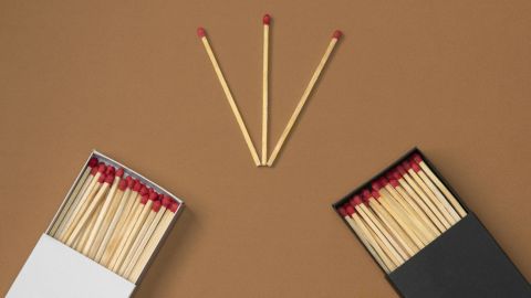 Хитра головоломка з сірниками: переставте лише один і виправте рівняння