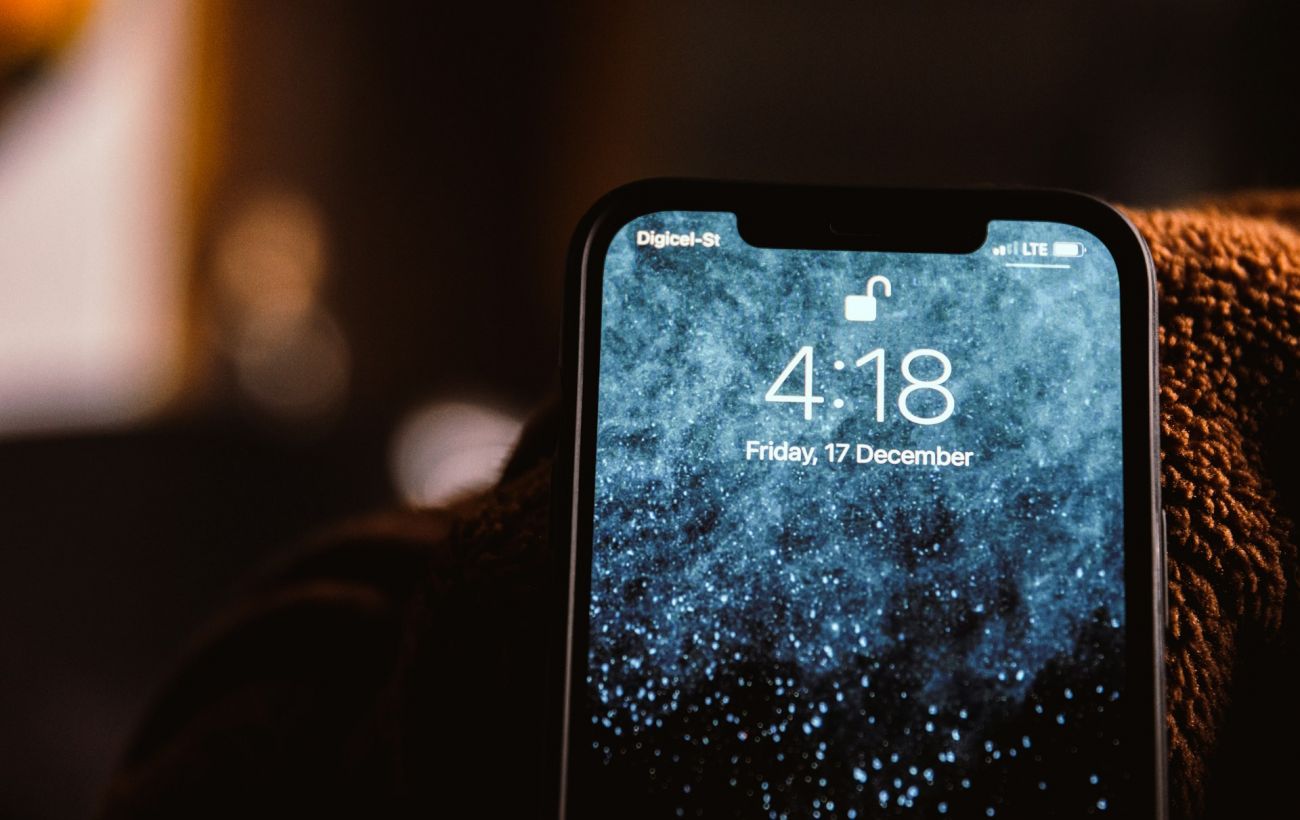 Оновлення iOS 26 на iPhone: як змінити екран блокування та додати 3D-ефекти