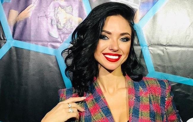 Стильна Віка з "НеАнгелів" показала рідкісне фото з молодою мамою