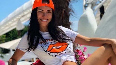 "Яскравіше голлівудської зірки": Віка з НеАнгелів в купальнику прокотилося по Одесі на самокаті