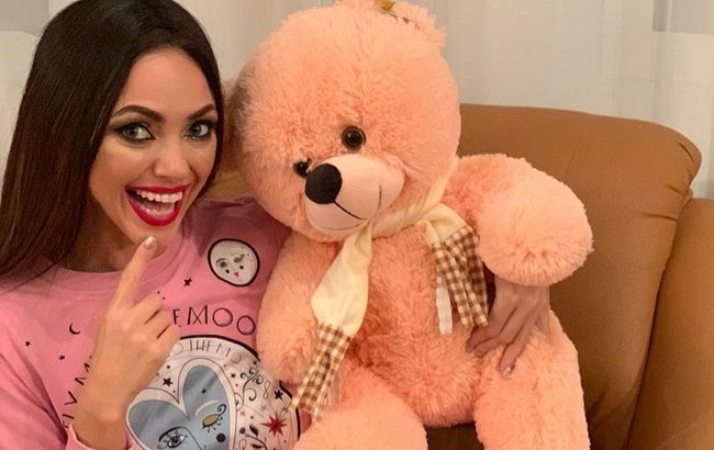 "Незвично": Віка з НеАнгелів зважилася на експеримент із зовнішністю