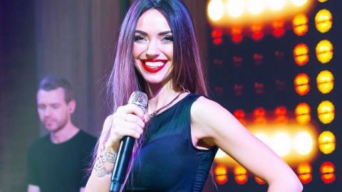 Турецкая принцесса: Вика из НеАнгелов покорила атмосферным фото из Стамбула