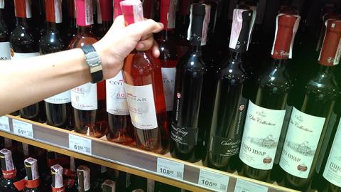 Київрада заборонила продаж алкоголю в МАФах