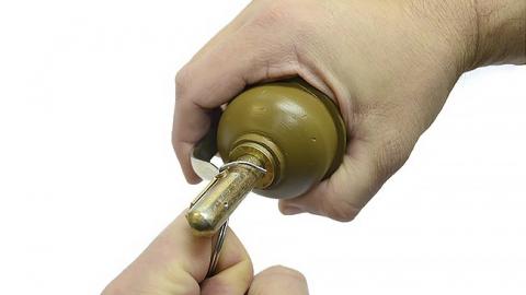 В поезде Перемышль-Киев обнаружили корпус гранаты