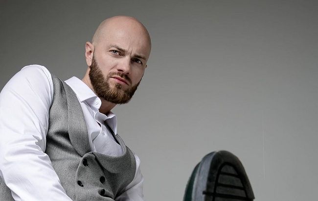 Йог с длинными волосами: Влад Яма поразил неожиданным перевоплощением