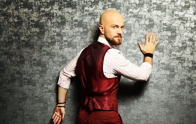 Ладонь синяя: Влад Яма с опасной травмой все равно пошел в спортзал