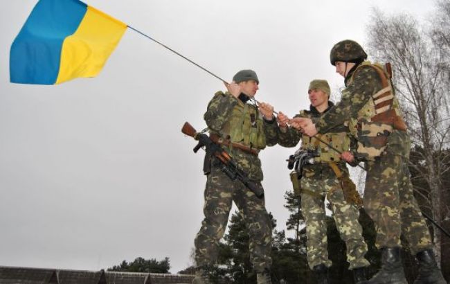 Боевики сегодня около 50 раз обстреляли позиции сил АТО, - штаб