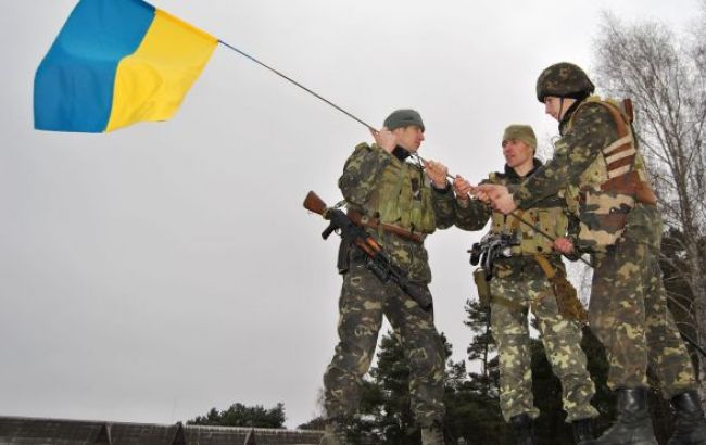 В результате обстрела Новотошковского ранен украинский военный, - ЛОГА