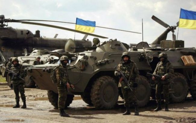 В зоні АТО за ніч сталося три зіткнення українських військових з бойовиками, - штаб