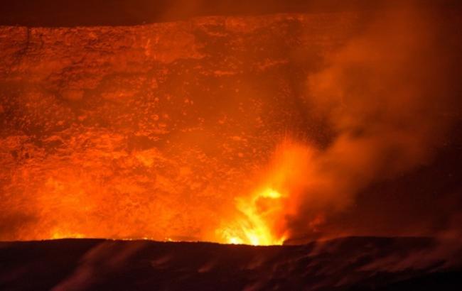 Семья из трех человек погибла в кратере вулкана