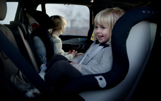Тест на безпечність: як перевірити автокрісло вдома