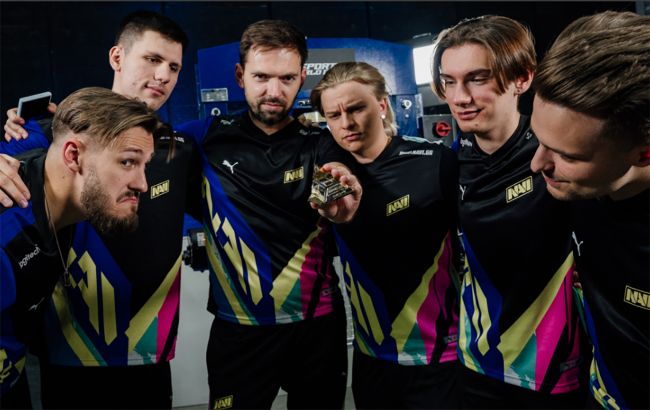 Украинская команда NAVI снова среди элиты: топ-10 мира по CS2 в 2025 году