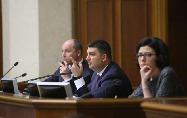 Рада хоче дозволити в Одеській області проводити реконструкцію доріг за кошти від митниці