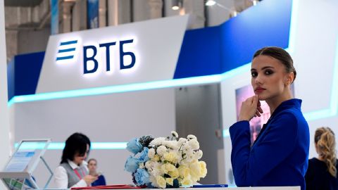 У США наклали санкції на топ-чиновників великого російського банку ВТБ