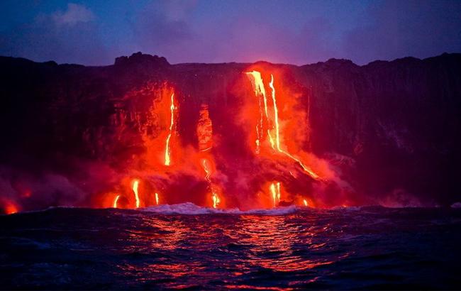 На Гаваях навіть вулкани посміхаються: журналісти зняли унікальне відео