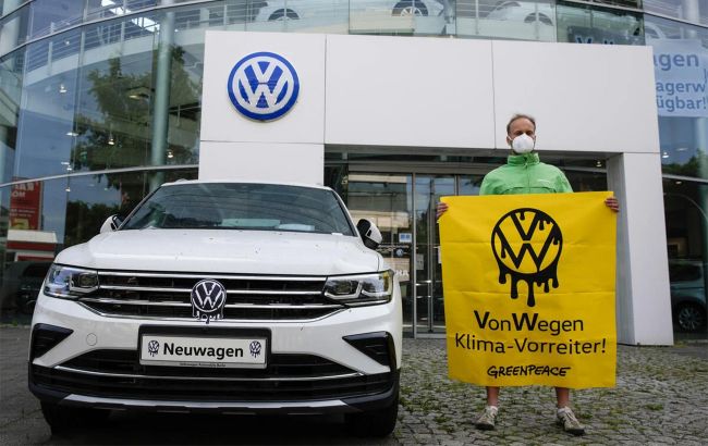 Greenpeace подает в суд на Volkswagen с требованием прекратить производство авто с ДВС