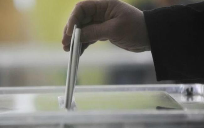 У Дніпропетровську з місцевих виборів зняли партію "Відродження"