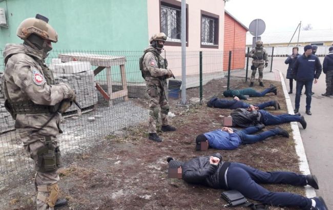 У Житомирській області затримали банду здирників