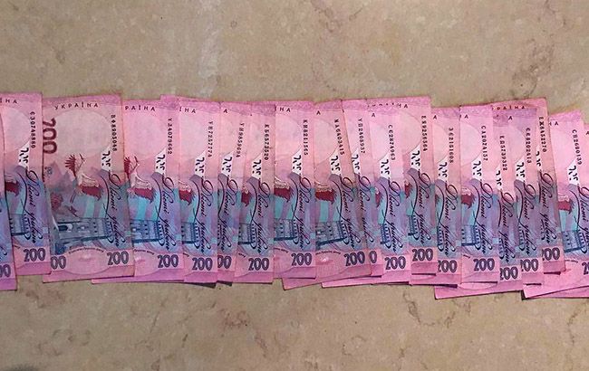 В Винницкой области задержали на взятке двух госисполнителей