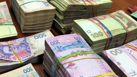 Налоговая назвала долю женщин среди миллионеров