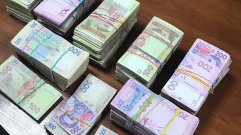 СБУ задержала чиновников горсовета Одессы на взятке 300 тысяч гривен