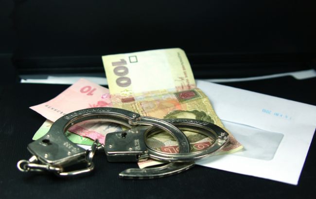 Помощника нардепа из парламентской коалиции задержали на взятке в 140 тыс. гривен