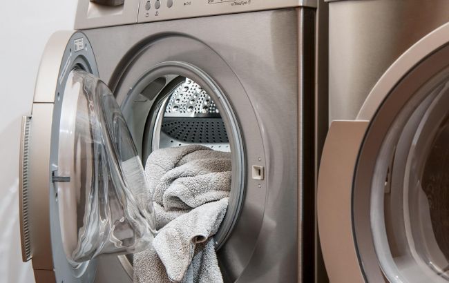 Копійчаний засіб для виведення будь-яких плям: змішайте, намажте і в пральну машину