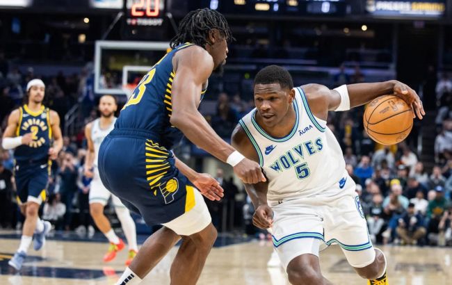 Победный блок-шот защитника "Миннесоты" сохранил лидерство: момент дня в НБА