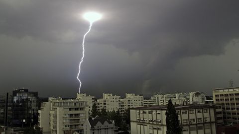 На Киев надвигается гроза