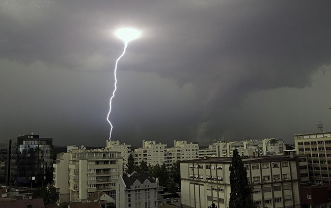 На Киев надвигается гроза