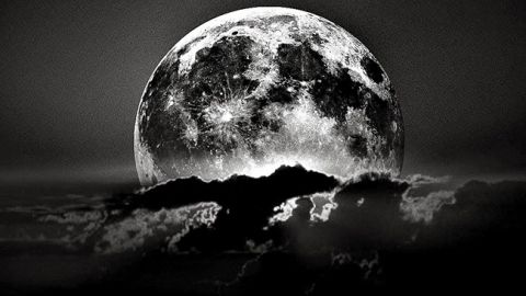 Чорне новолуння: які небезпеки і спокуси несе тринадцятий Місяць