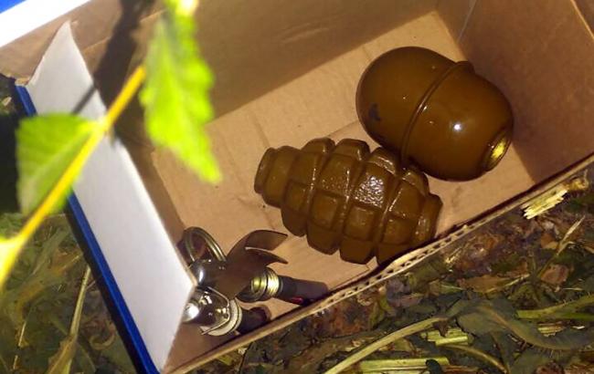 В Харькове полиция обнаружила несколько гранат в разных районах города