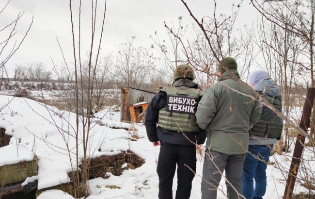 При разминировании в Станице Луганской нашли российские боеприпасы