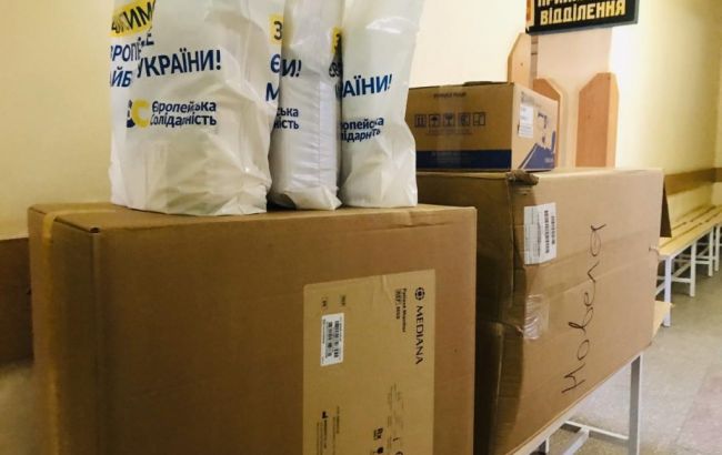 Фонд Порошенка передав у львівський госпіталь реанімаційне медичне обладнання