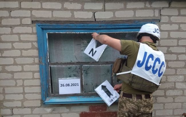 Бойовики на Донбасі обстріляли житловий сектор Травневого