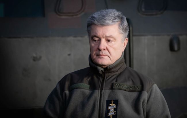 Порошенко призвал партнеров после танков дать Украине реактивные истребители