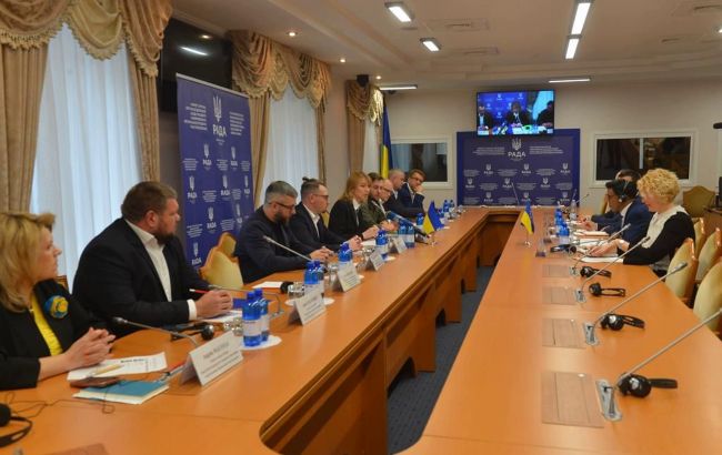 В Европарламенте рассказали, как должны использоваться 50 млрд евро из фонда помощи Украине