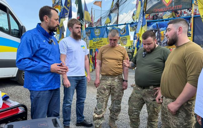 Фонд "Надія" передал очередную партию помощи в рамках 300-й миссии на передовую, - Дубиль