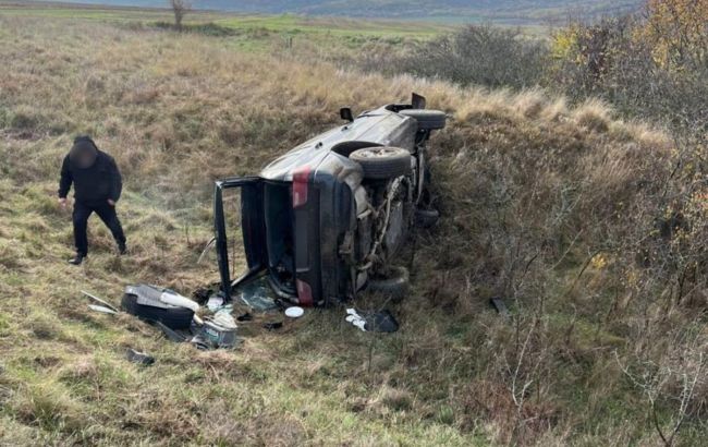 Замість Молдови до лікарні: українці так тікали від прикордонників, що опинилися в кюветі