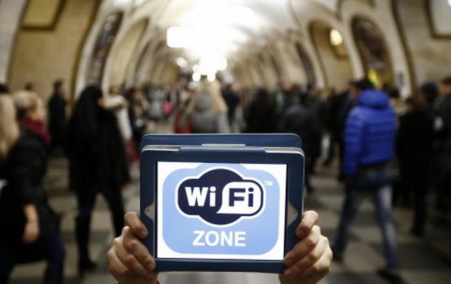 В киевском метро Wi-Fi работает уже на 11 станциях